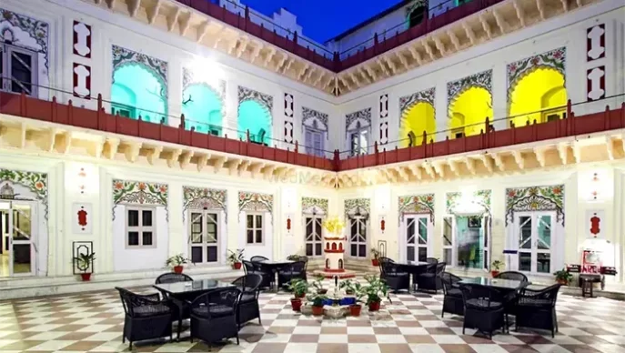 lakshmi-vilas-palace-2